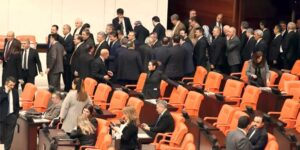 Aniden Rahatsızlandı