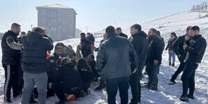 On iki yaşında Eslem Yüksekova’da