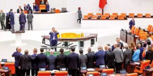 Ak Parti’ye Geçiş