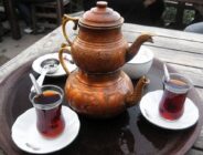 Bakanlık, 4 çay markasının sağlığa zararlı olduğunu belirterek tüketilmemesi çağrısında bulundu.