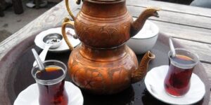 Bakanlık, 4 çay markasının sağlığa zararlı olduğunu belirterek tüketilmemesi çağrısında bulundu.