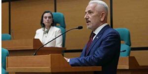AKP’deki üyeliğini sonlandırdı.