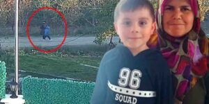 Anadolu Şehri Kastamonu’daki Bir Kadın ve Çocuğu.