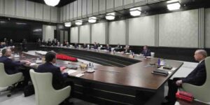 AK Parti Kurmaylarında Deprem: Cumhurbaşkanı’nın Kara Listesindeki 4 İsim Kim?